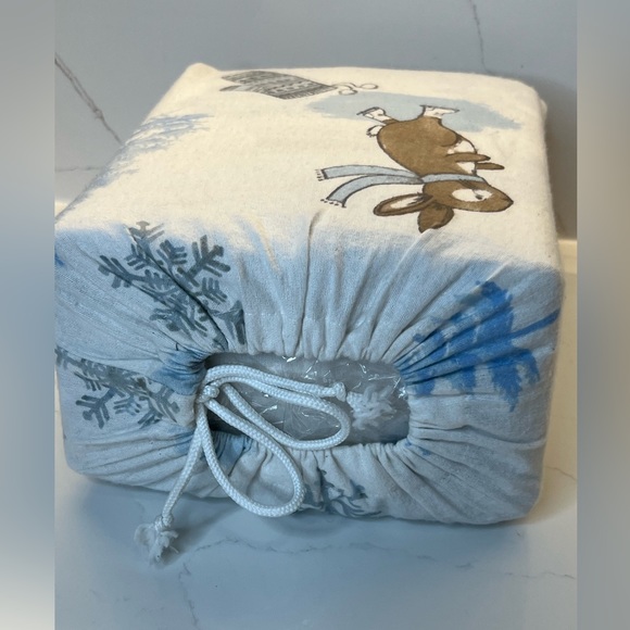 The Flannel Company FULL 100% Cotton Flannel Sheet set snowflake reindeer skater - Picture 6 of 6